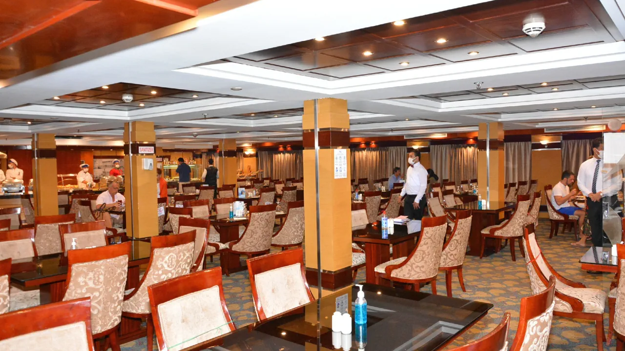 رحلة الباخرة بلو شادو I